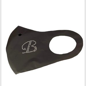 New Women Letter Diamonds Face
Mask with
Rhinestone Letter B New in Package